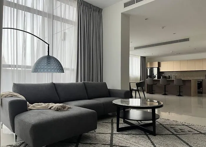 2Br + Maid With Fantastic View