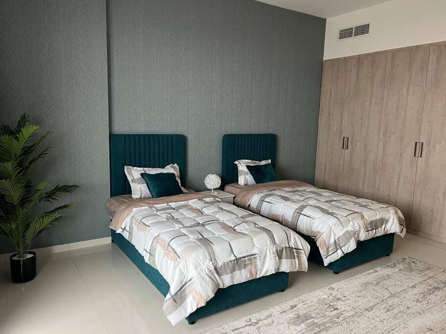 2br + Maid With Fantastic View Apartment *