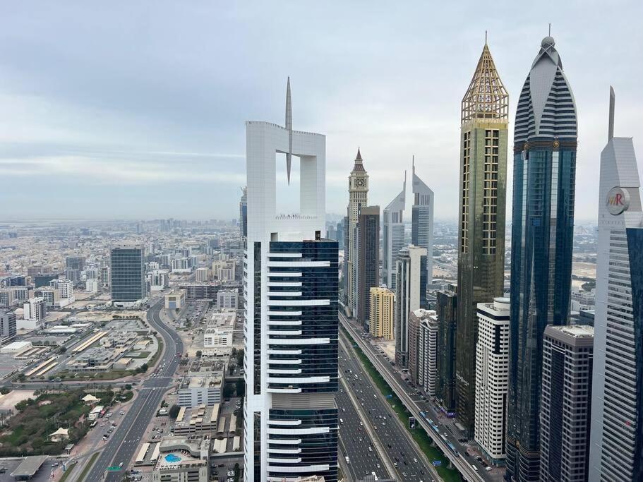 2br + Maid With Fantastic View Apartment Dubai