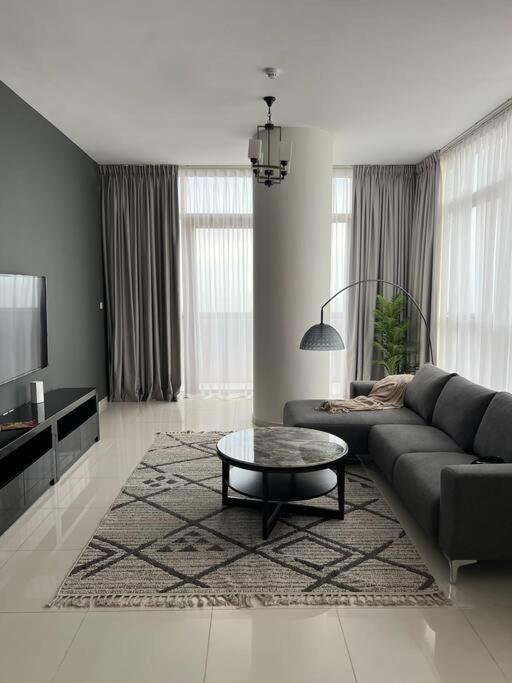 2br + Maid With Fantastic View Apartment Dubai
