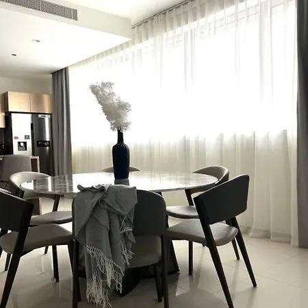 2Br + Maid With Fantastic View Apartment Dubai Exterior photo