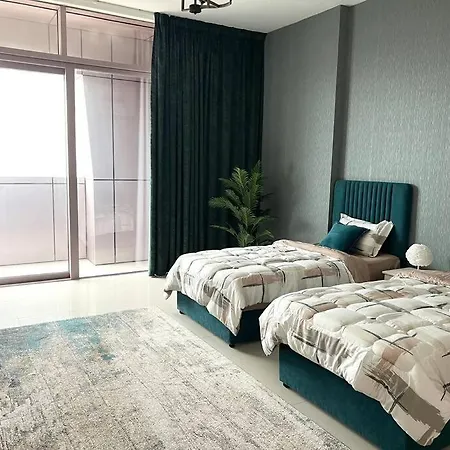 2Br + Maid With Fantastic View Apartment Dubai Exterior photo