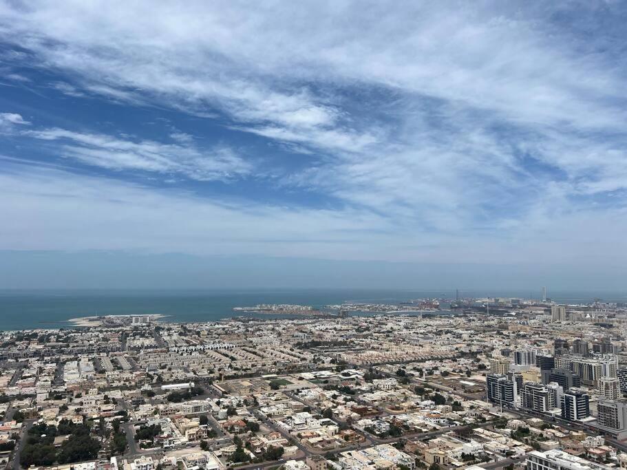 Apartment 2br + Maid With Fantastic View Dubai
